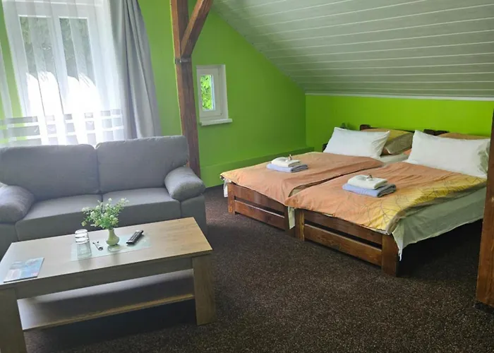 Pod Lesem 3* Merklín